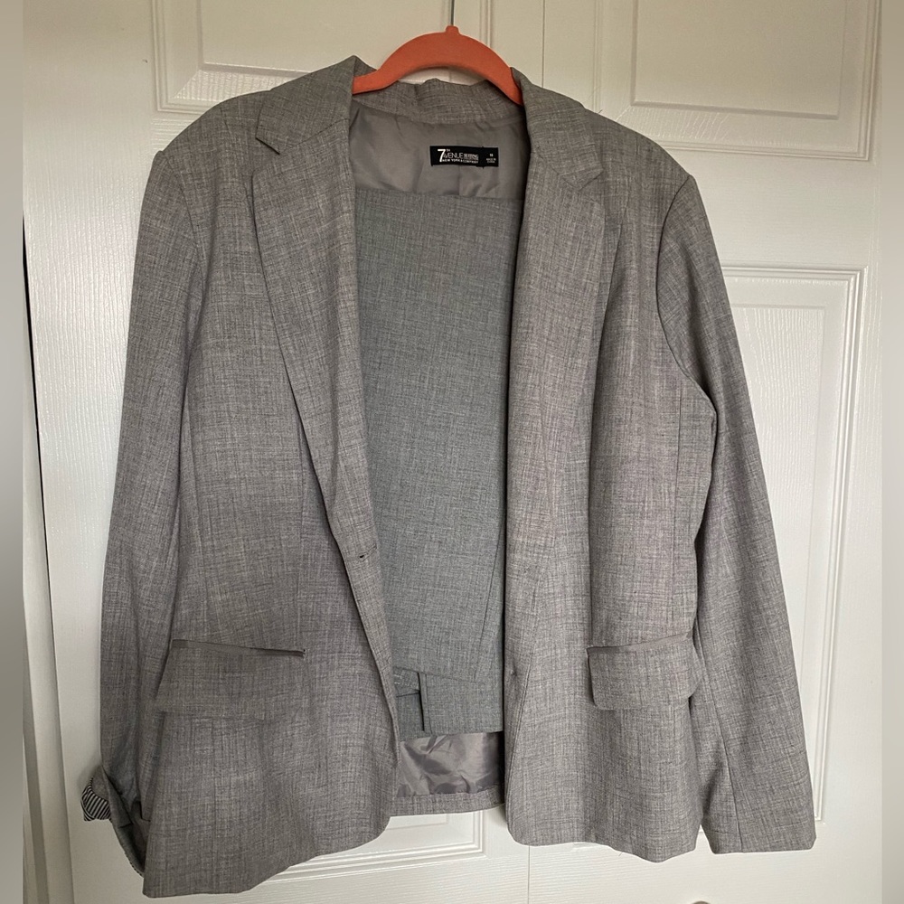 Ny & Co Suit Jacket! Pre Loved with Lots of Life!